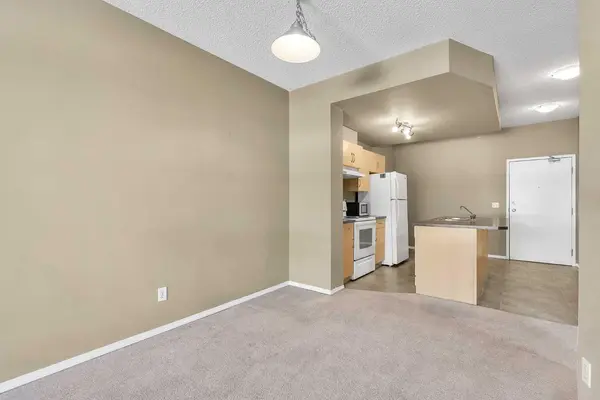 73 Erin Woods CT SE #1103, Calgary, AB T2B 3V2