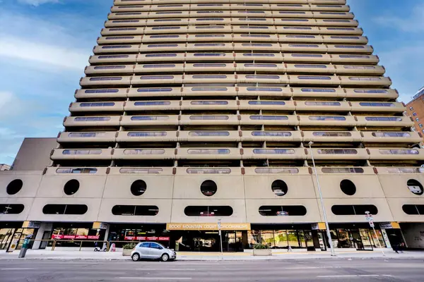 221 6 AVE SE #2205, Calgary, AB T2G4Z9