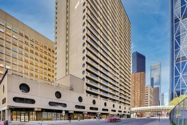 221 6 AVE SE #2205, Calgary, AB T2G4Z9