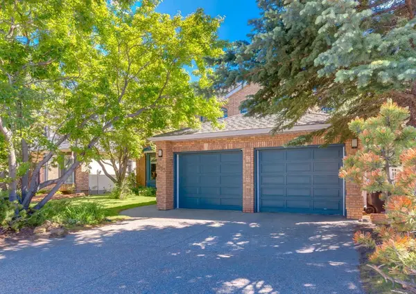 6983 Christie Estate BLVD SW, Calgary, AB T3H2S5