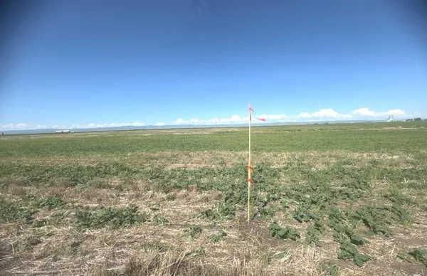4;27;12;1;SE Highway #2, Claresholm, AB T0l 0T0