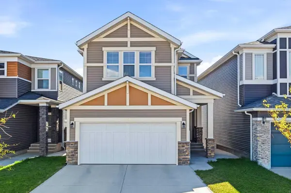 1456 Livingston WAY NE, Calgary, AB T3P 0Z4