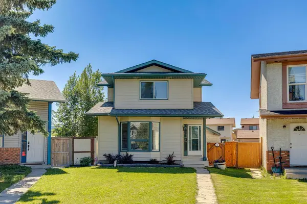 31 Sunvale CT SE, Calgary, AB T2X 5S7