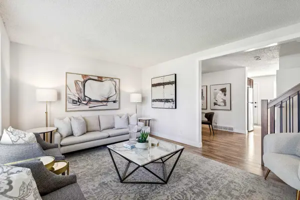 31 Sunvale CT SE, Calgary, AB T2X 5S7