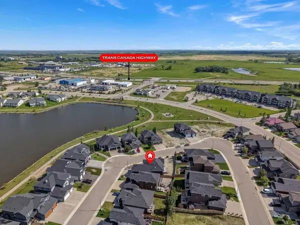67 Lakes Estates CIR, Strathmore, AB T1P 0B6