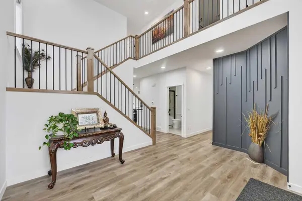 67 Lakes Estates CIR, Strathmore, AB T1P 0B6