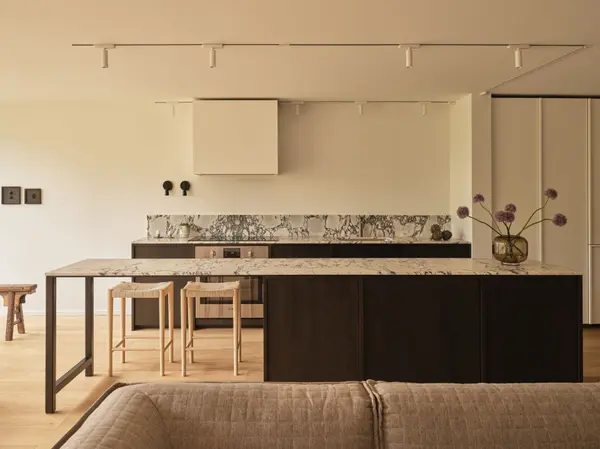 225 Davenport RD #514, Toronto C02, ON M5R 3R2