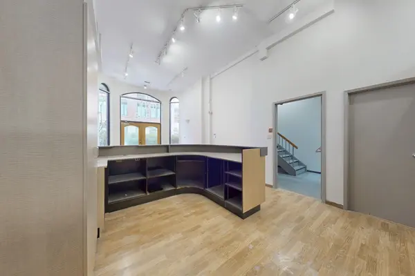 388 Parliament ST #MAIN, Toronto C08, ON M5A 2Z7