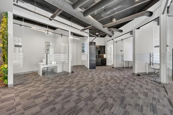 130 Queens Quay E #502, Toronto C08, ON M5A 3Y5