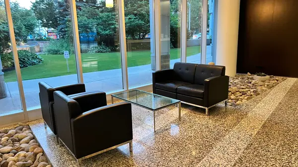 8 York ST #2812, Toronto C01, ON M5J 2Y2