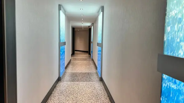 8 York ST #2812, Toronto C01, ON M5J 2Y2