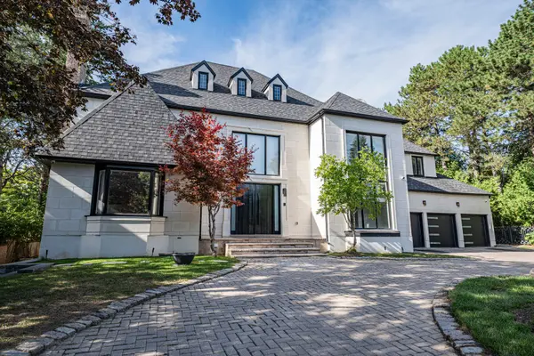 19 Fifeshire RD, Toronto C12, ON M2L 2G4