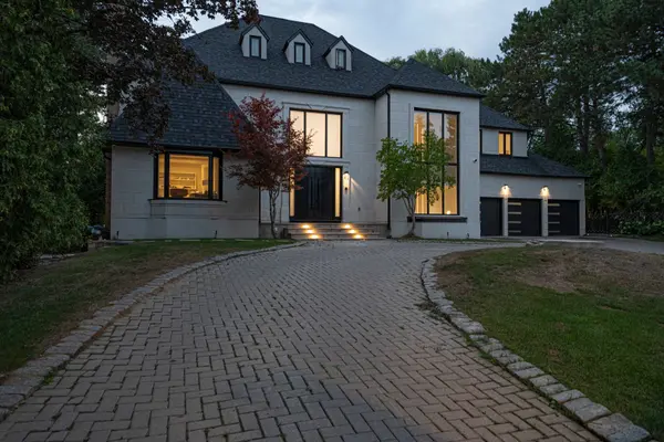 19 Fifeshire RD, Toronto C12, ON M2L 2G4