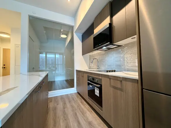 30 Dreamers WAY #324, Toronto C08, ON M5A 2G5