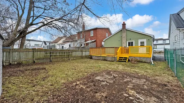 55 Montrave AVE, Oshawa, ON L1J 4R6