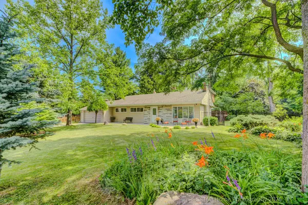 47 Deep Dene DR, Toronto E10, ON M1C 1L8
