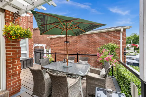 4 Apsco AVE, Toronto E10, ON M1E 5A8
