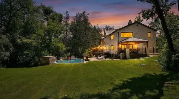 43 Woodland Acres CRES, Vaughan, ON L6A 1G1
