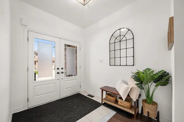 3 Stoddart ST, Brock, ON L0K 1A0