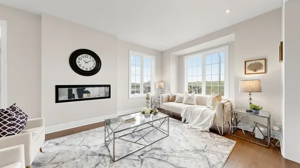 347 Berczy Green DR, Markham, ON L6C 3S7