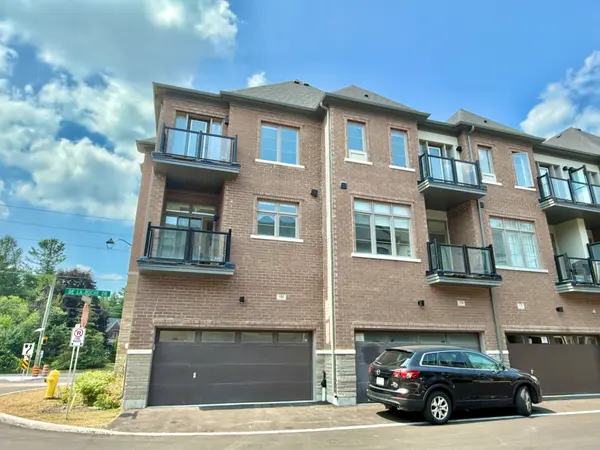 180 De La Roche DR, Vaughan, ON L4H 5A3