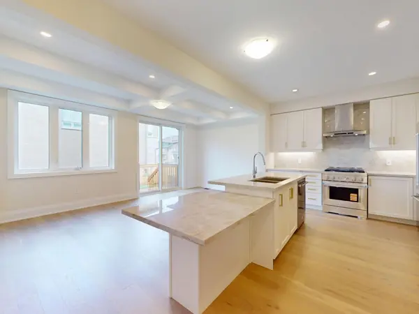 43 Schmeltzer CRES, Richmond Hill, ON L4E 1K9