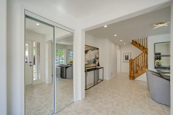 136 Winston Castle DR, Markham, ON L6C 2N4