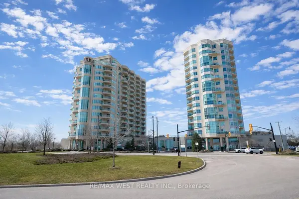 2 Toronto ST #PH1 1, Barrie, ON L4N 9R2