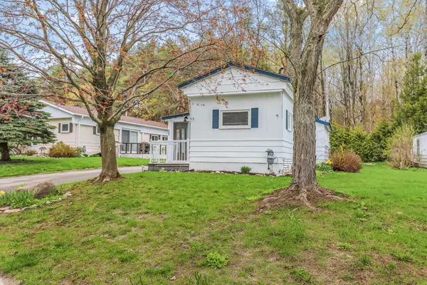 525 Midland Point RD #33, Midland, ON L4R 5G9