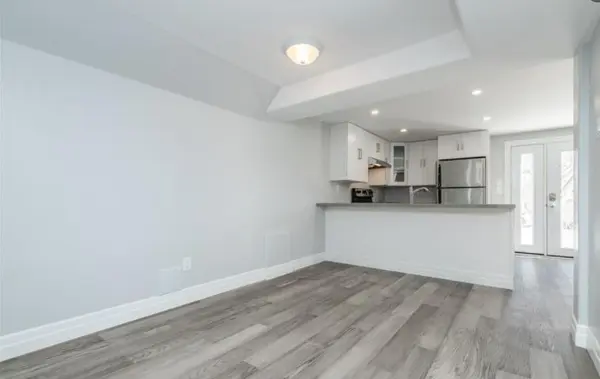 33A Grove ST E #lower, Barrie, ON L4M 2N8
