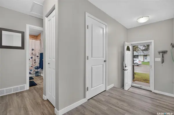 1227 Pascoe DRIVE E, Moose Jaw, SK S6H 7A2