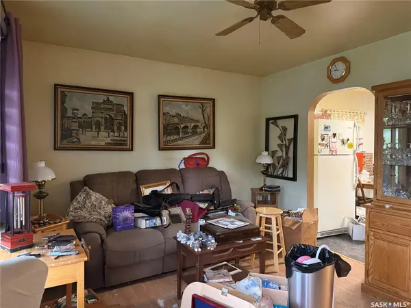 1059 Caribou STREET W, Moose Jaw, SK S6H 2M1