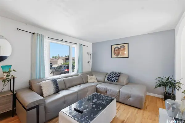 123 Kirkpatrick CRESCENT, Saskatoon, SK S7L 6Z1
