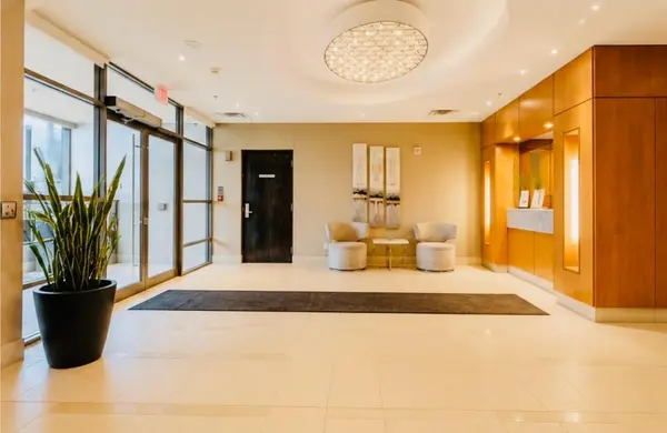 840 Queens Plate DR #1512, Toronto W10, ON M9W 6Z3