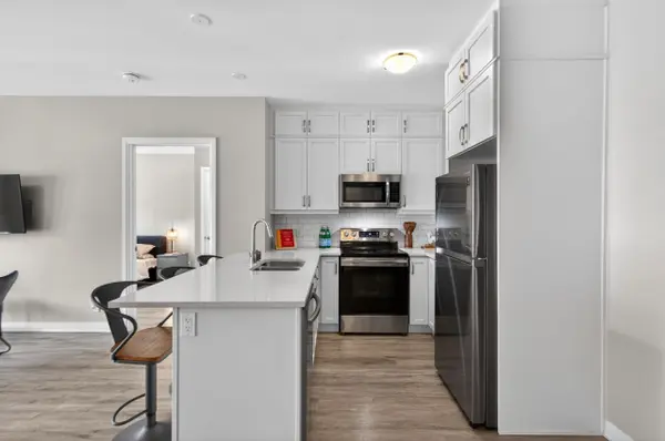 102 Grovewood Common #510, Oakville, ON L9H 0X2