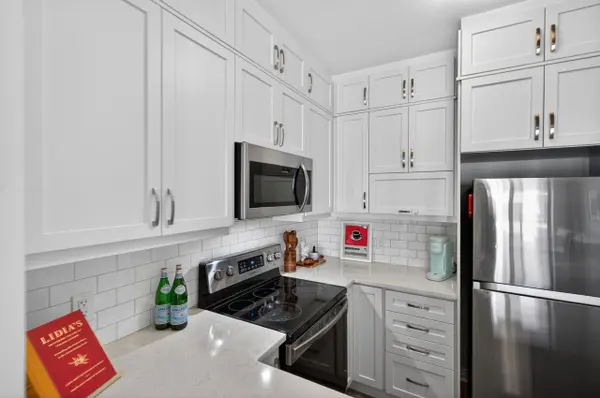 102 Grovewood Common #510, Oakville, ON L9H 0X2