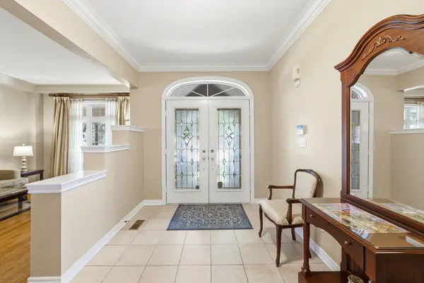 2180 North Ridge TRL, Oakville, ON L6H 5M3
