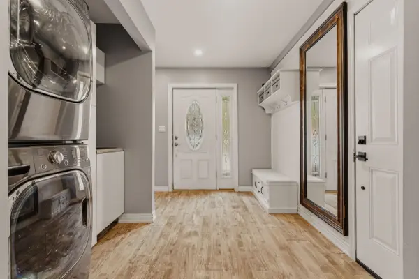 1262 Hidden Valley RD, Burlington, ON L7P 0T5