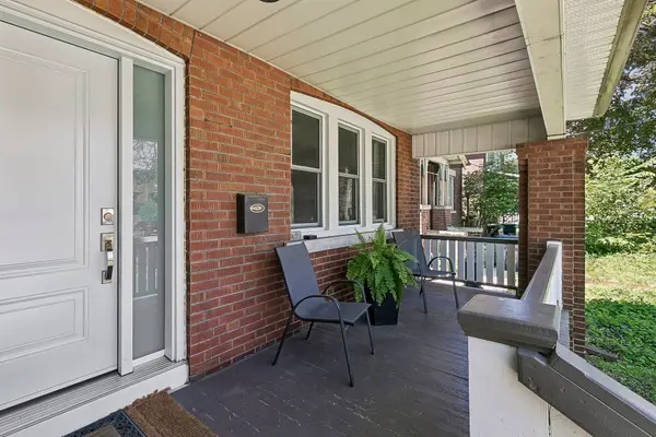 407 Annette ST, Toronto W02, ON M6P 1R7