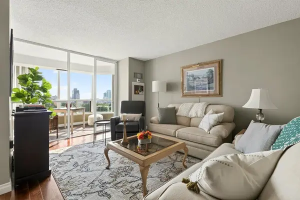 1276 Maple Crossing BLVD #1406, Burlington, ON L7S 2J9