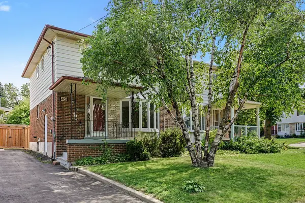 45 Edilou DR, Toronto W06, ON M8W 4B4