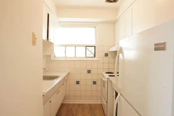 41 Northgate DR #3, Toronto W05, ON M3K 1R3