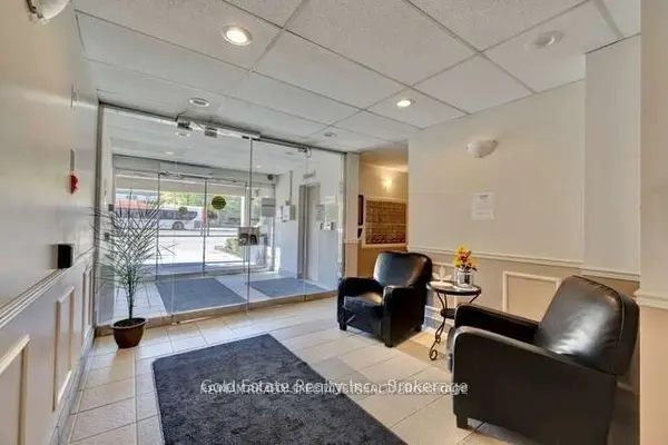 49 Queen ST E #501, Mississauga, ON L5G 4N6