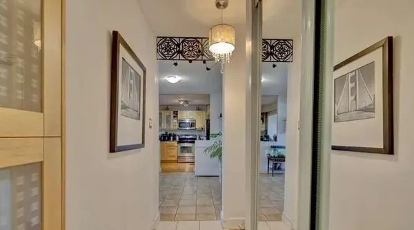 49 Queen ST E #501, Mississauga, ON L5G 4N6