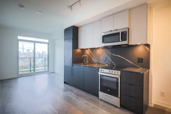 285 Dufferin ST #1601, Toronto W01, ON M6K 0J2