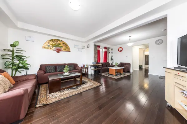 54 Tysonville CIR, Brampton, ON L7A 4B1