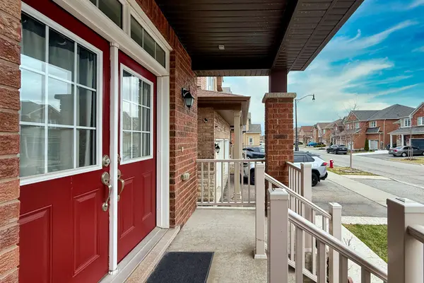 54 Tysonville CIR, Brampton, ON L7A 4B1