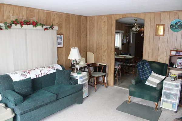 6 Cedar ST W, Greater Napanee, ON K7R 3L1