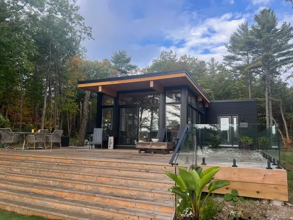736 2190 IS, Georgian Bay, ON P0E 1E0