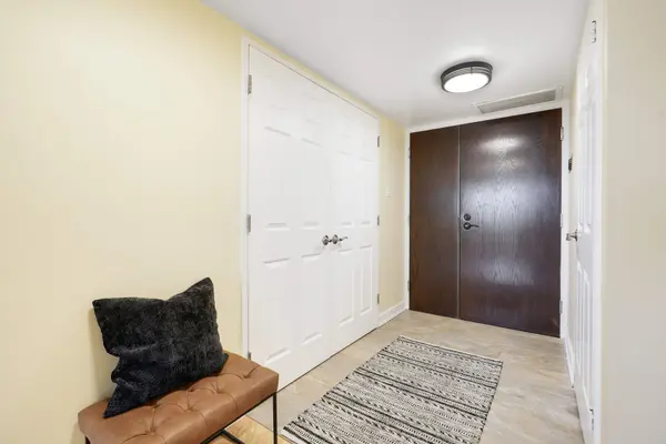 2019 Carling AVE #505, Carlingwood - Westboro And Area, ON K2A 4A2